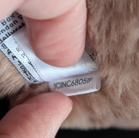 Jellycat | Wonda Wombat Plush Toy - Picture 10 of 15